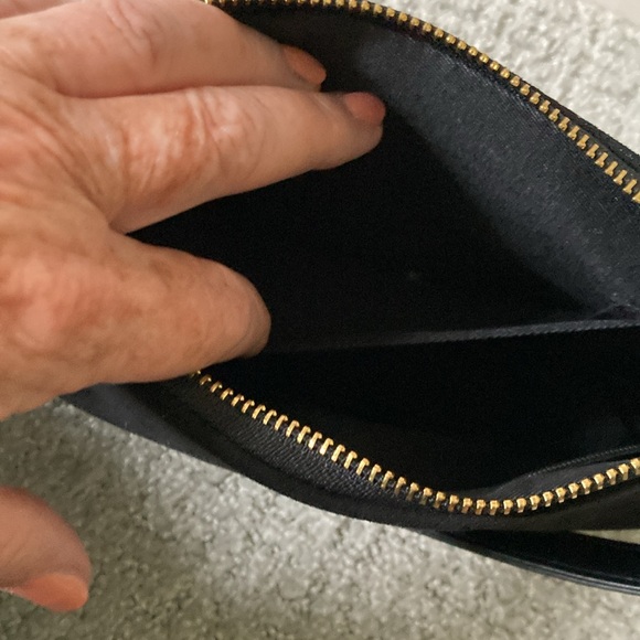 Bearpaw Bag NWT faux Suede and Sherpa trim - Picture 8 of 9